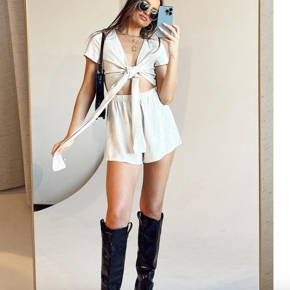 RAGNAR TIE FRONT ROMPER BEIGE - Picture 2 of 5